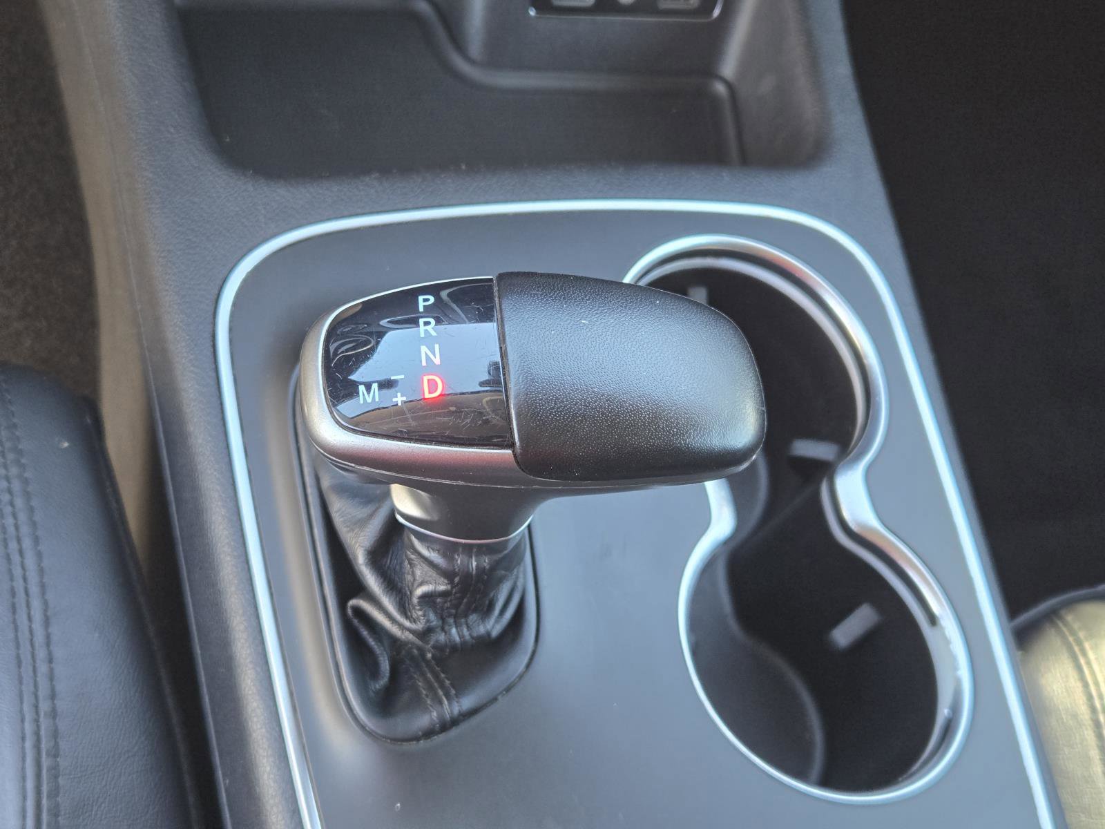 Certified 2020 Dodge Durango SXT image 14