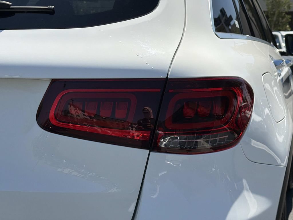 Used 2022 Mercedes-Benz GLC 300 image 26