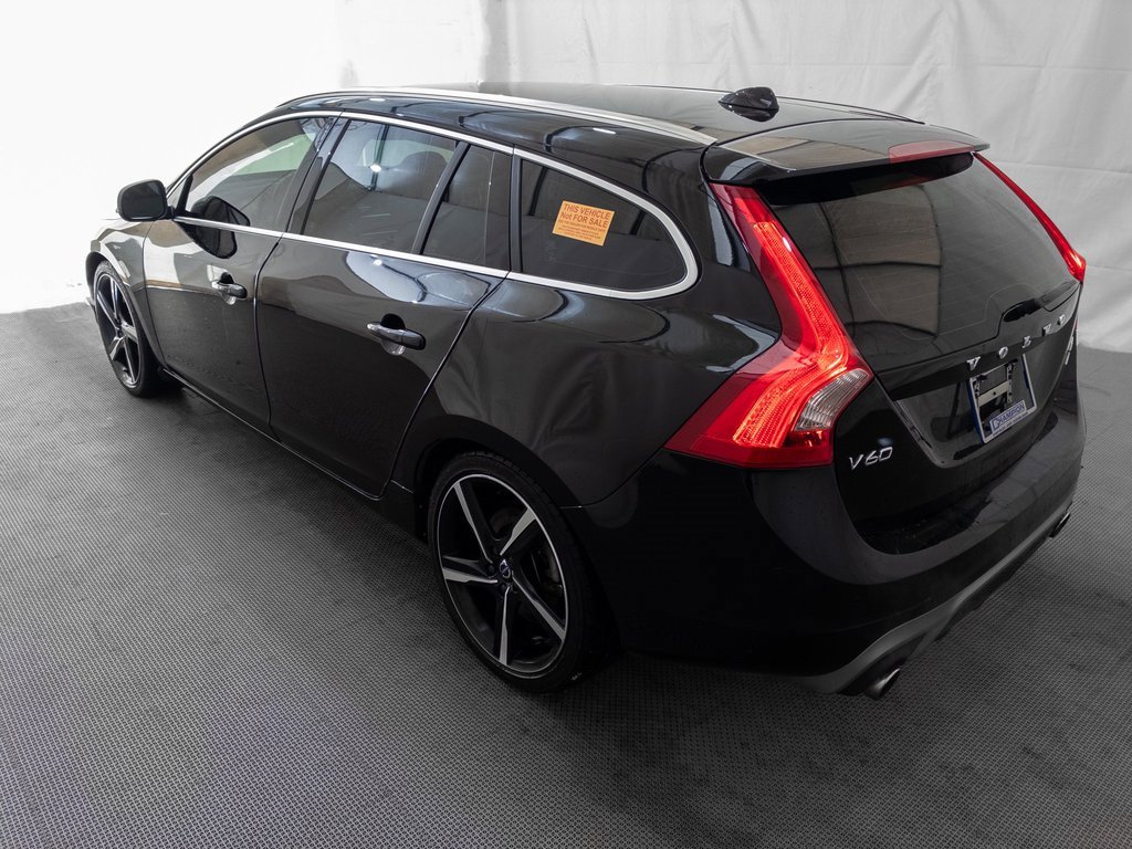 Used 2016 Volvo V60 T6 R-Design Platinum w/ Climate Package image 5