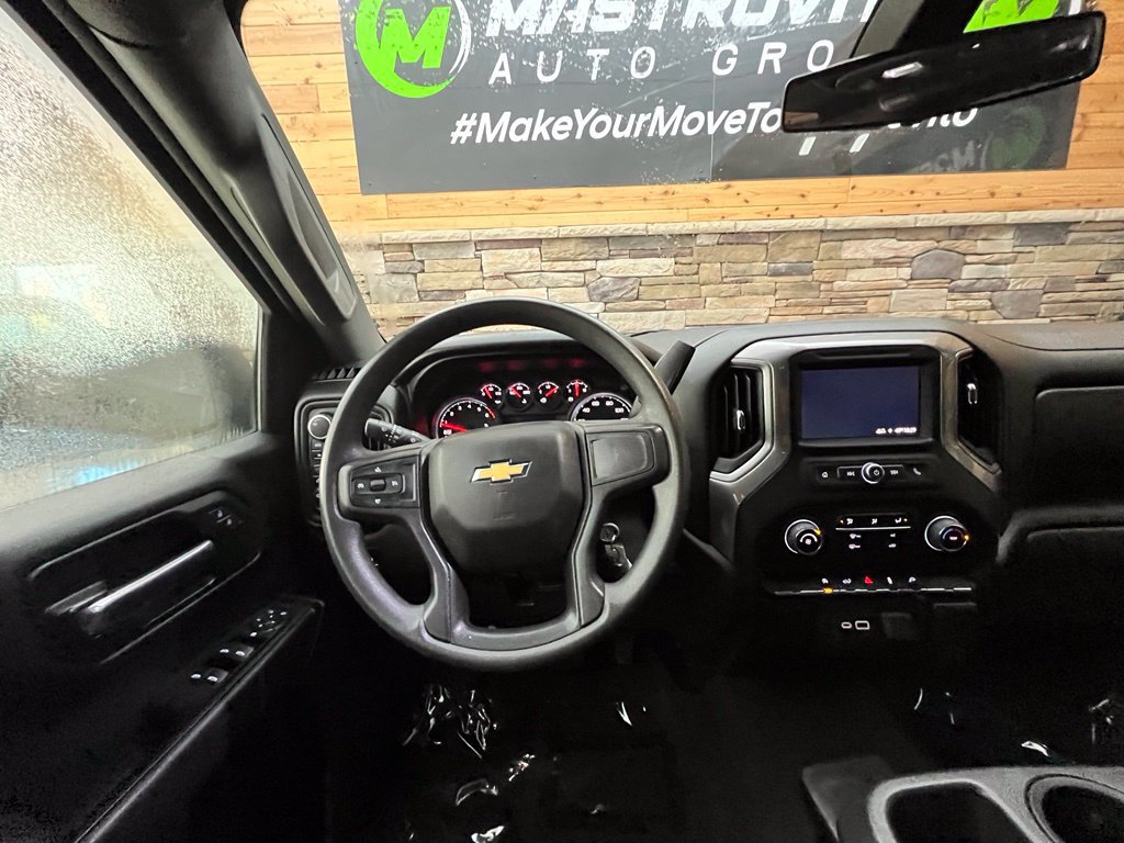 Used 2022 Chevrolet Silverado 1500 Custom AWD/4WD image 26
