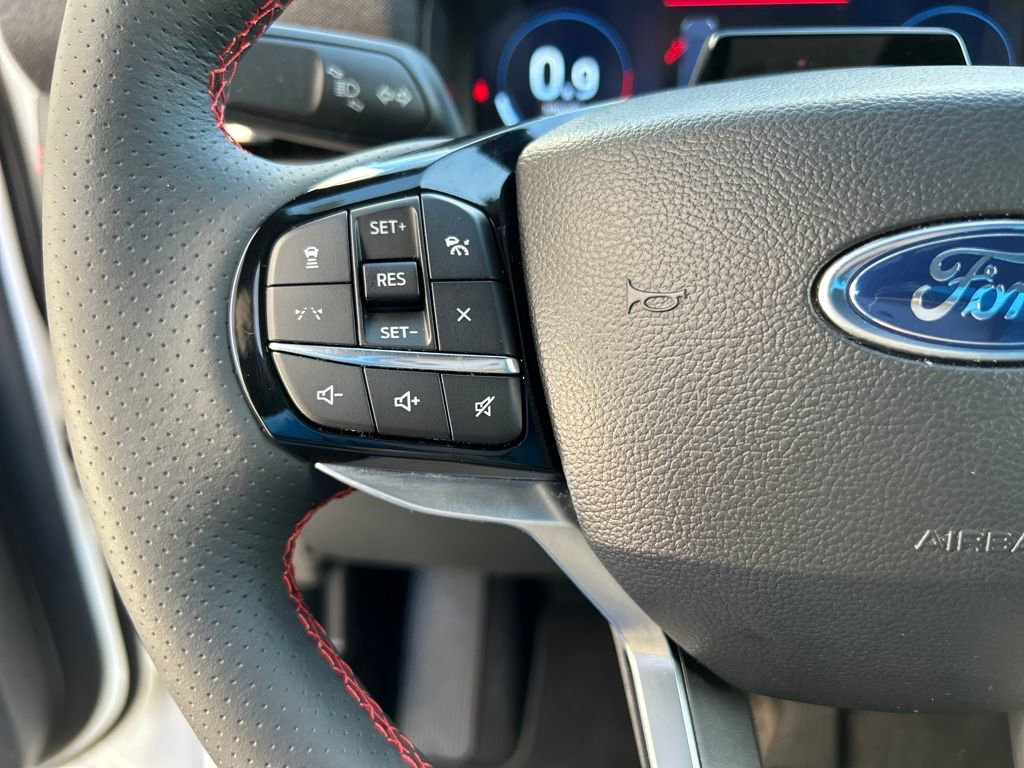 Certified 2025 Ford Explorer ST-Line w/ Premium Package image 22