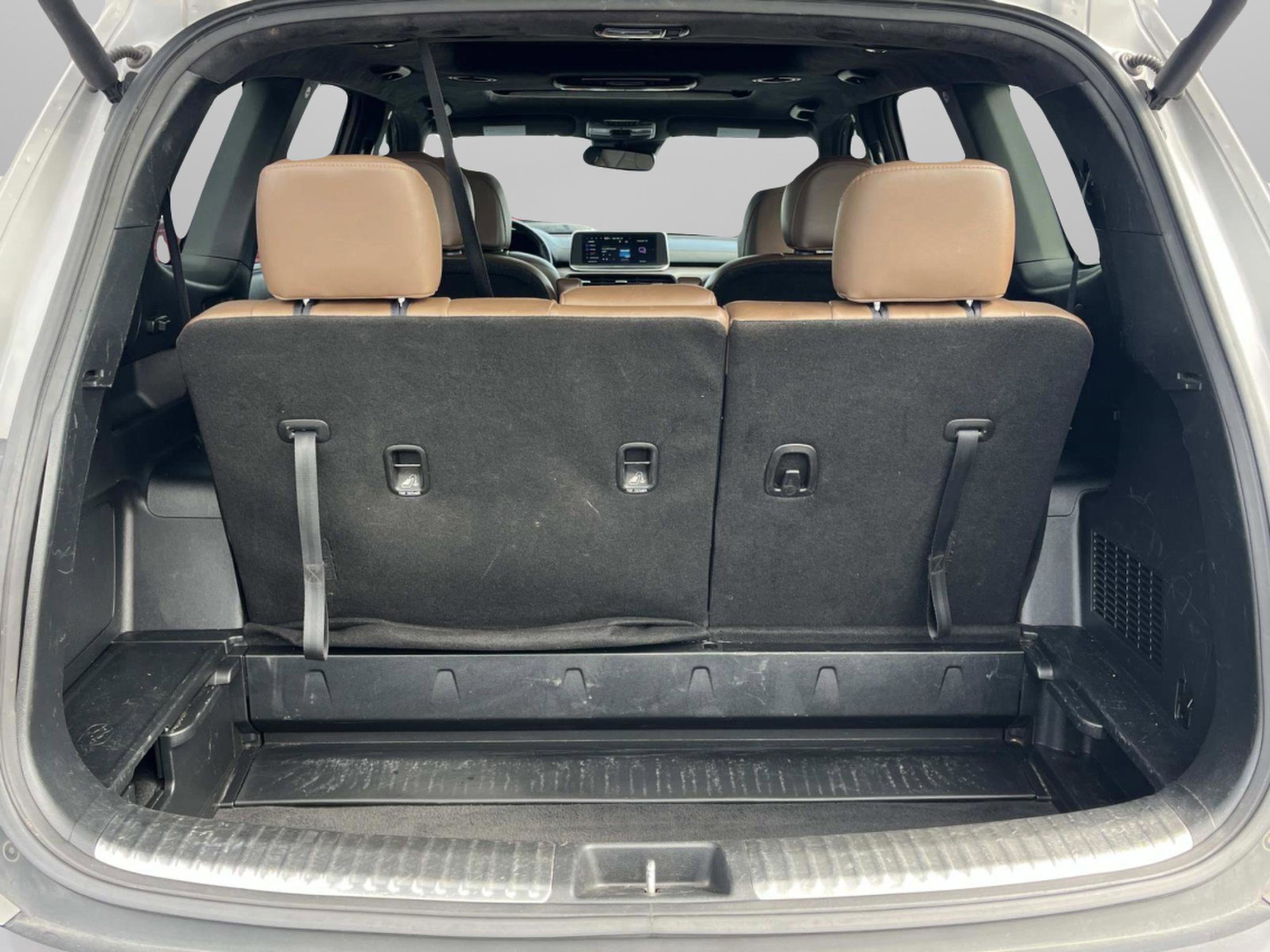 Used 2022 Kia Telluride SX w/ SX Prestige Package image 25