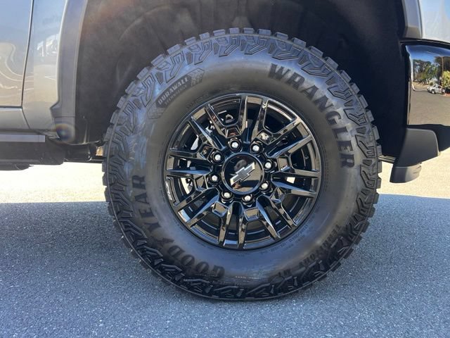 New 2026 Chevrolet Silverado 2500 ZR2 AWD/4WD image 4