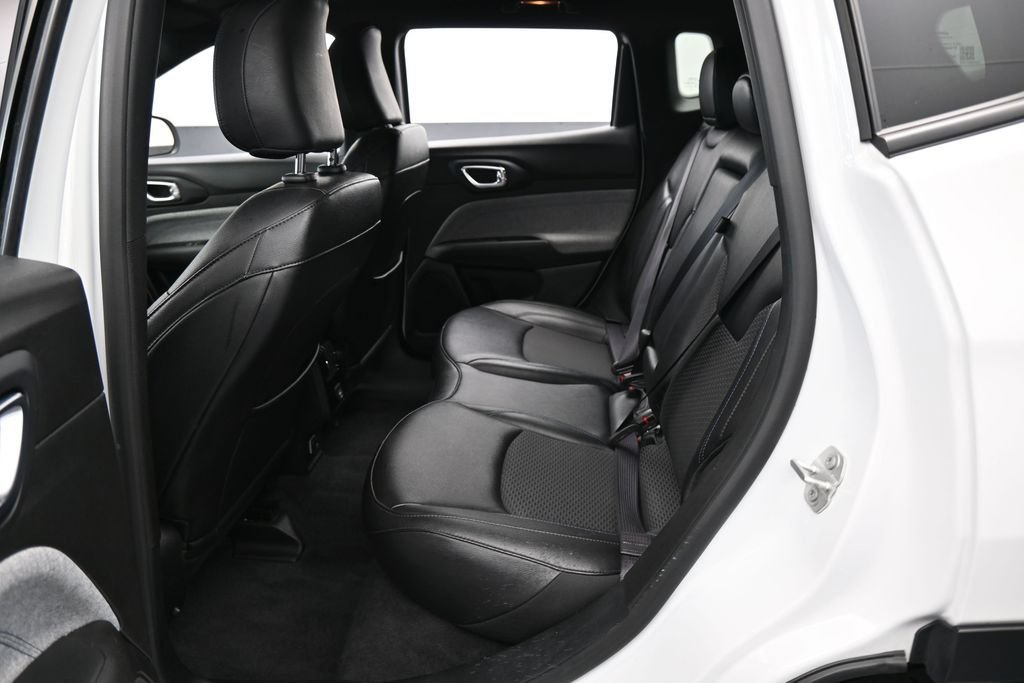 Used 2024 Jeep Compass Latitude AWD/4WD image 26