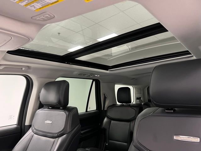 Used 2025 Ford Expedition Platinum AWD/4WD image 41