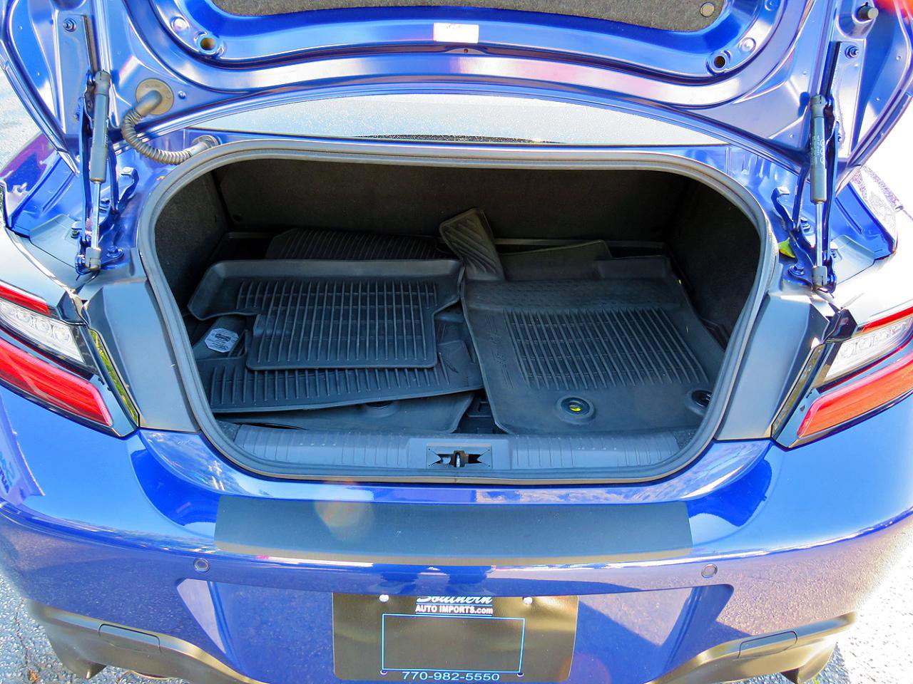 Used 2023 Toyota GR86 Premium w/ ALL Weather Mat Package (TMS) RWD image 15