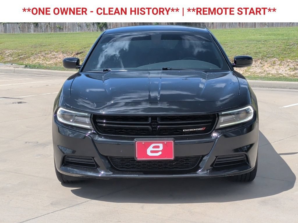 Used 2021 Dodge Charger SXT w/ Blacktop Package RWD image 2