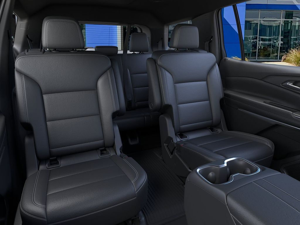 New 2026 Chevrolet Traverse LT w/ Enhanced Driving Package FWD image 17