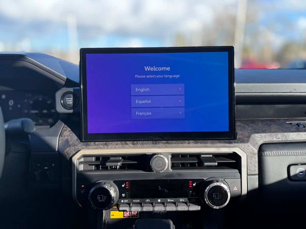 Used 2025 Toyota Tacoma Limited image 27