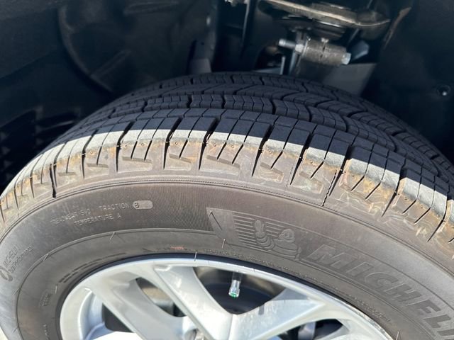 New 2025 Jeep Grand Cherokee L Laredo w/ Luxury Tech Group I image 27