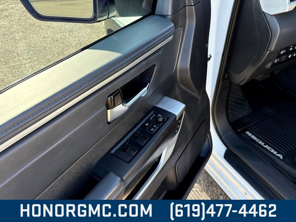 Used 2023 Toyota Sequoia Platinum image 17