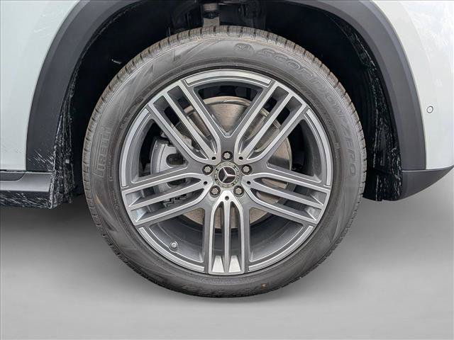 New 2026 Mercedes-Benz GLS 450 4MATIC image 10