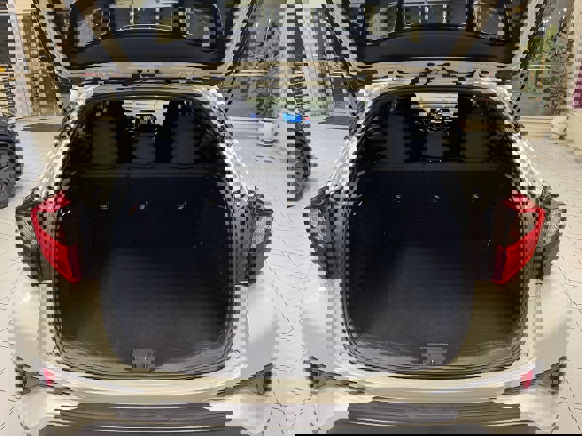 Used 2018 Toyota C-HR XLE image 45