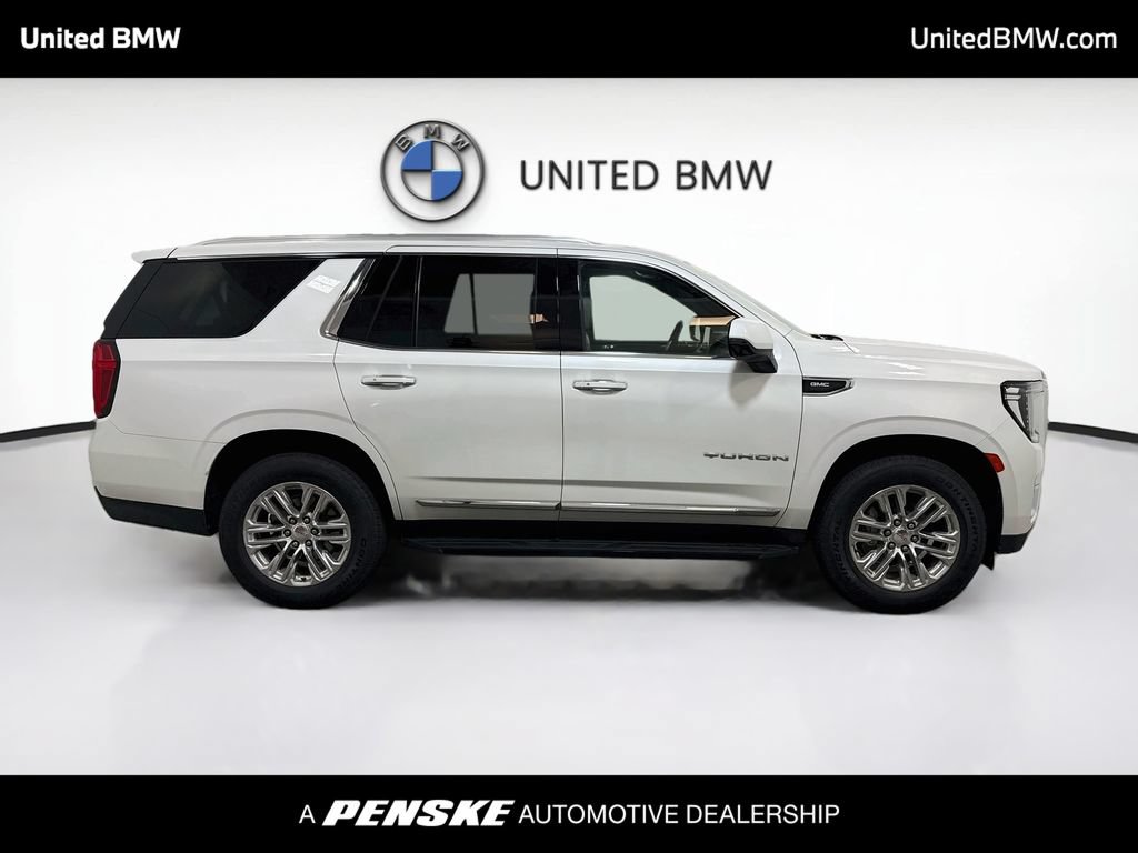 Used 2023 GMC Yukon SLT w/ SLT Premium Package AWD/4WD image 4