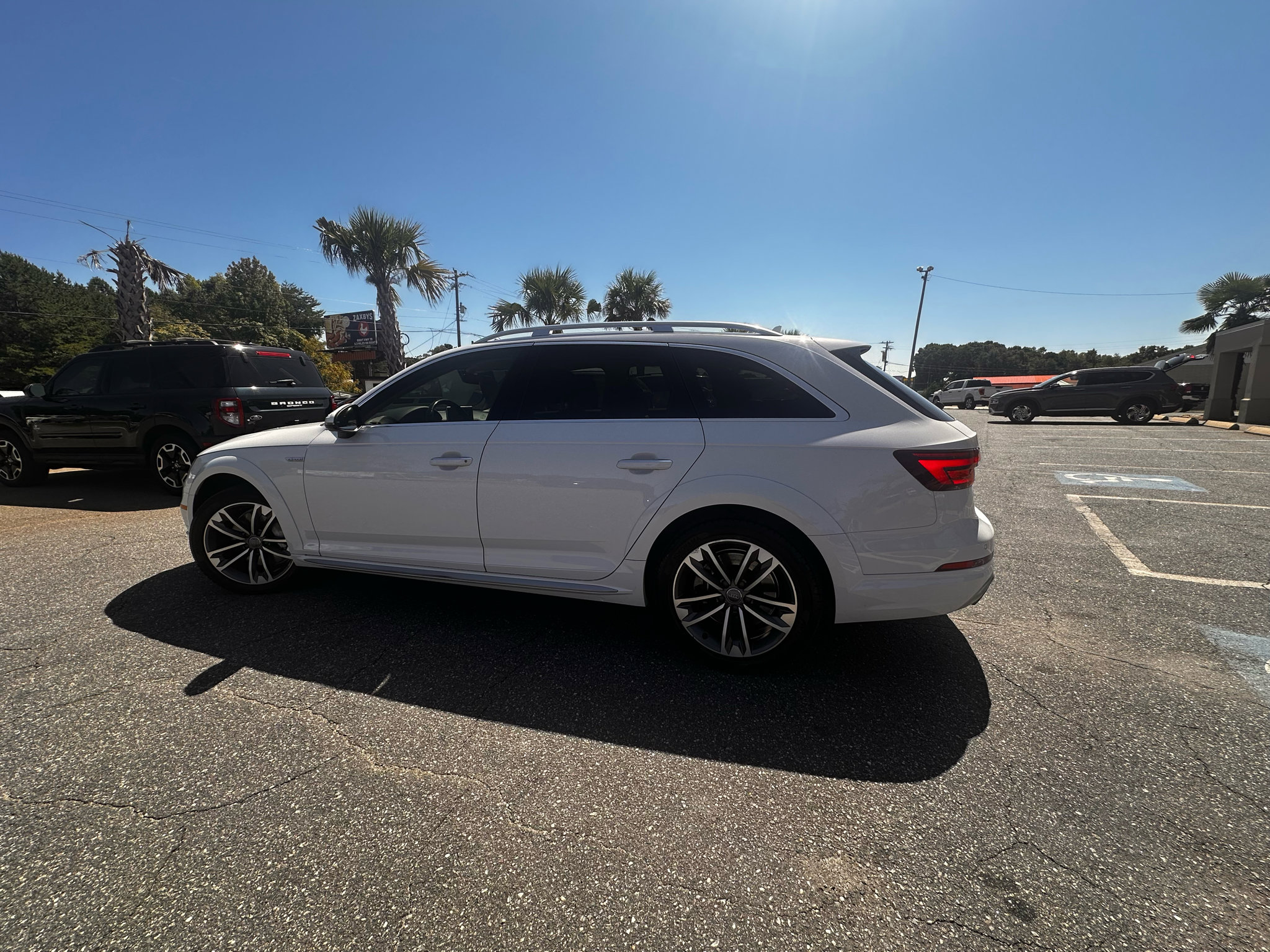 Used 2018 Audi A4 2.0T allroad Prestige w/ Prestige Package image 21