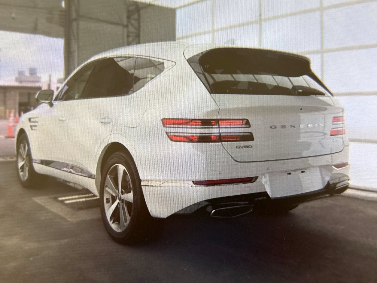 Used 2024 Genesis GV80 2.5T w/ Advanced Package AWD/4WD image 3