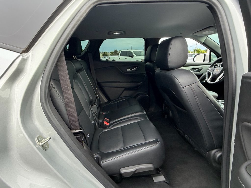 Used 2022 Chevrolet Blazer LT FWD image 15
