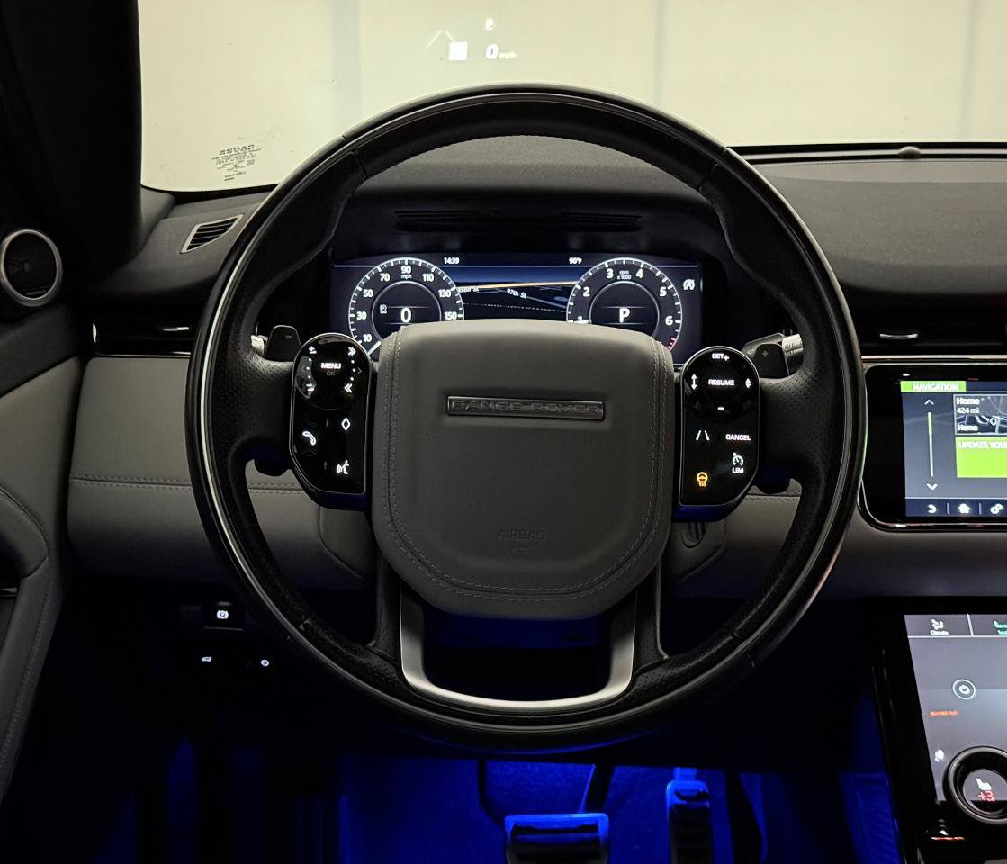 Used 2020 Land Rover Range Rover Evoque First Edition AWD/4WD image 31