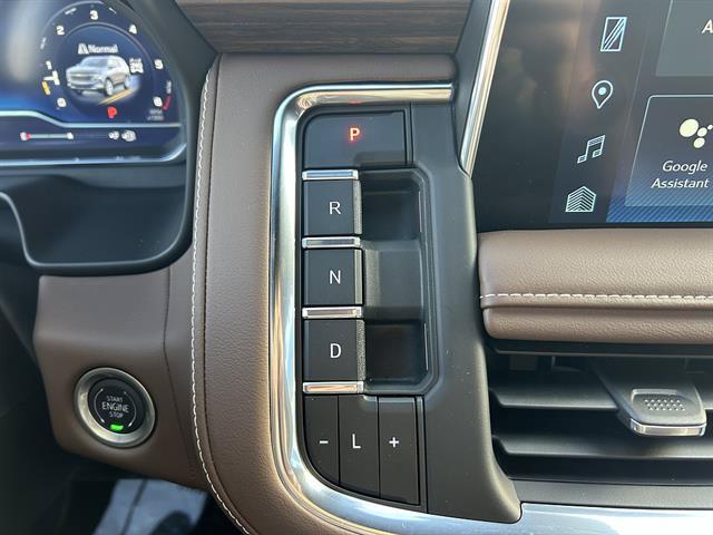 Certified 2024 Chevrolet Tahoe High Country AWD/4WD image 22