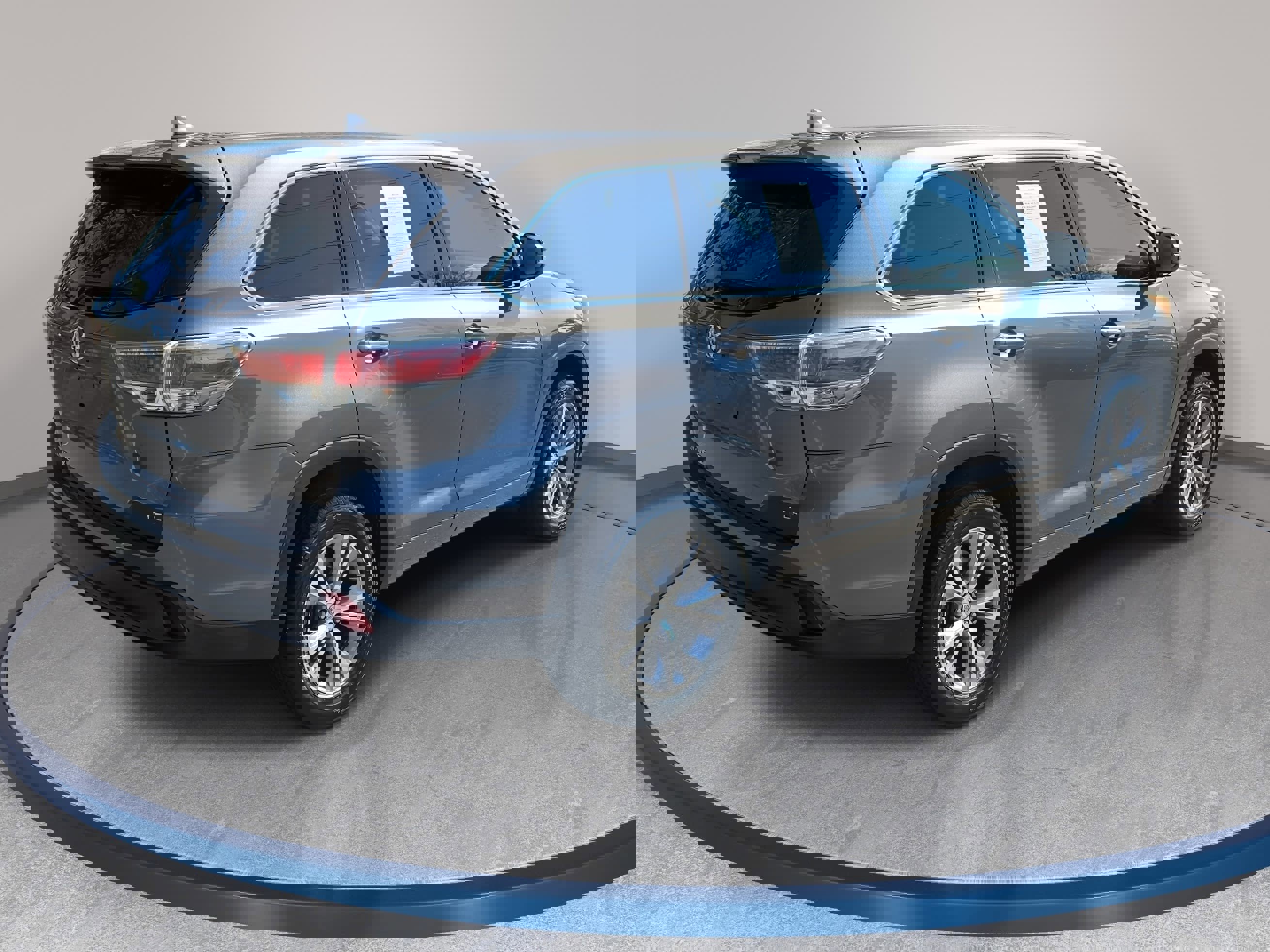 Used 2015 Toyota Highlander Plus image 5