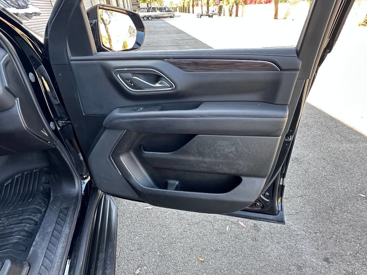 Used 2022 Chevrolet Tahoe 2WD image 37