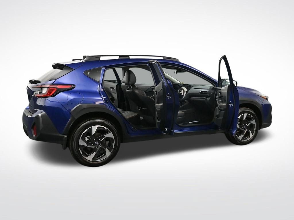 Used 2025 Subaru Crosstrek 2.5i Limited AWD/4WD image 32