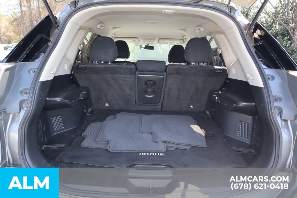 Used 2016 Nissan Rogue S w/ Appearance Package image 21