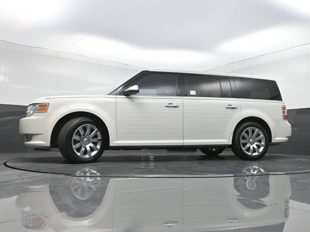 Used 2012 Ford Flex Limited FWD image 25