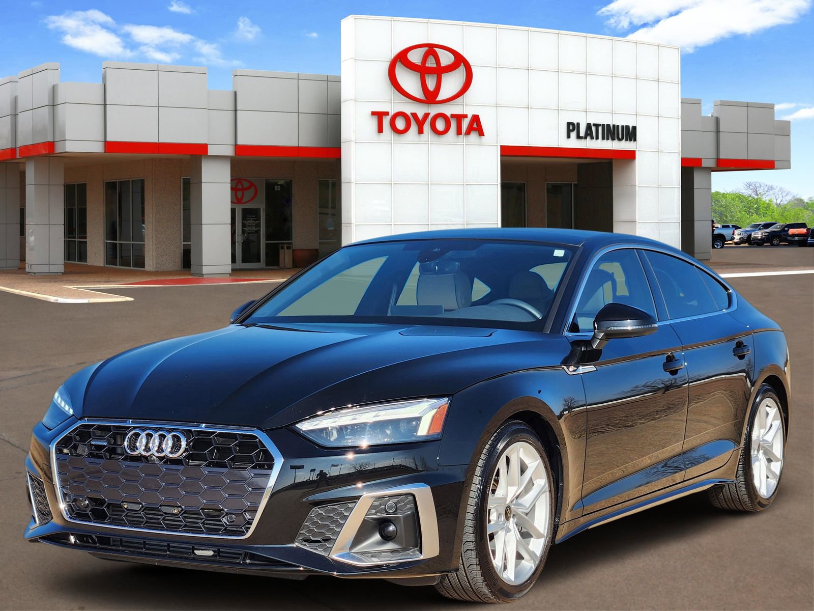 Used 2023 Audi A5 2.0T Premium Plus w/ Premium Plus image 2