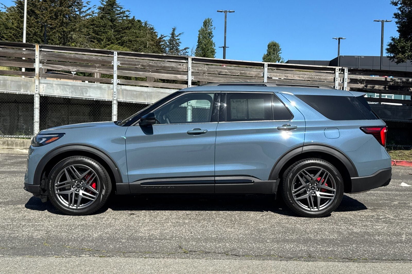 Used 2026 Ford Explorer ST w/ Sun And Sound Package AWD/4WD image 9