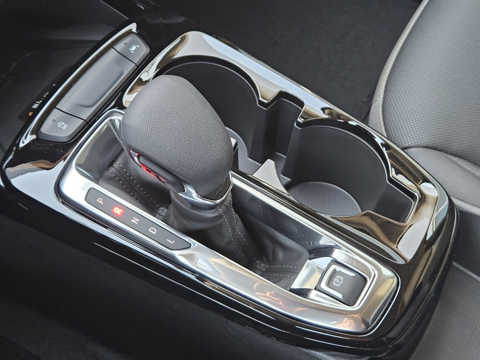 New 2026 Chevrolet Trax ACTIV w/ Sunroof Package image 21