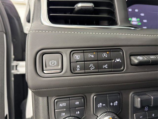 Used 2024 GMC Yukon Denali Ultimate image 32
