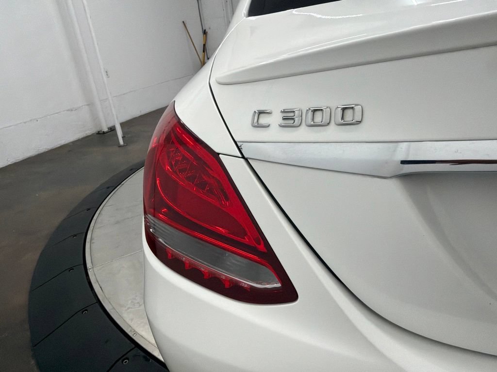 Used 2016 Mercedes-Benz C 300 Sedan image 9