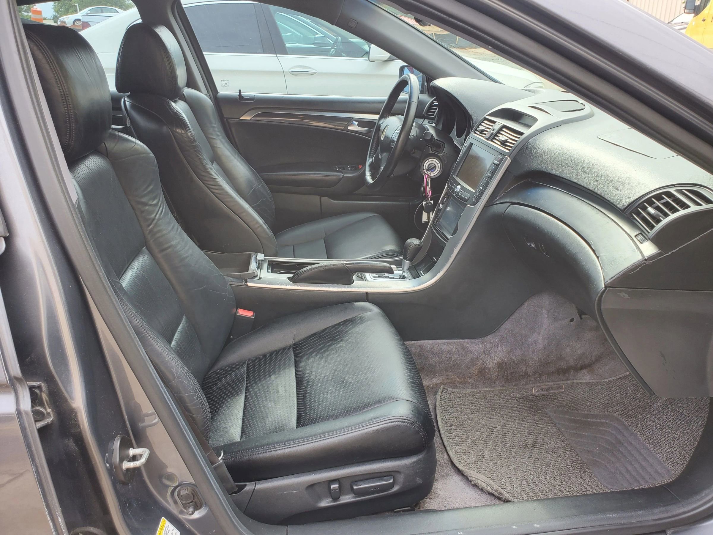 Used 2005 Acura TL FWD image 3