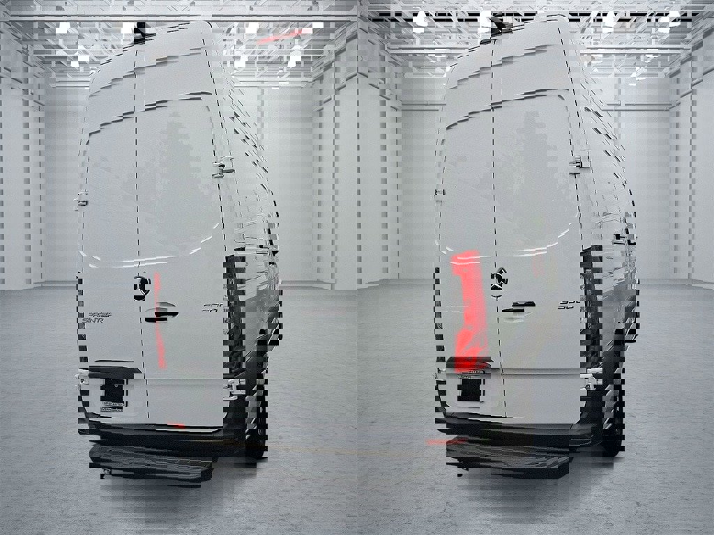New 2025 Mercedes-Benz Sprinter 3500 image 3