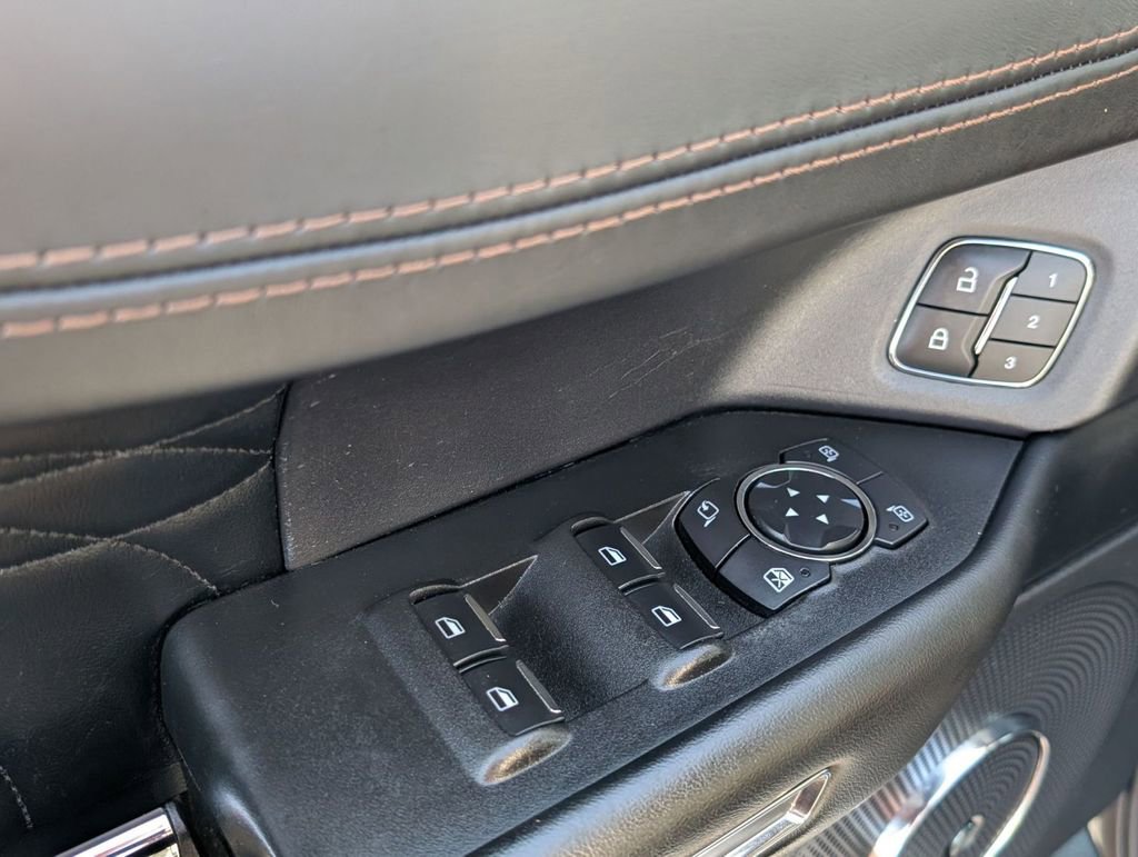 Used 2021 Ford Expedition Platinum AWD/4WD image 24