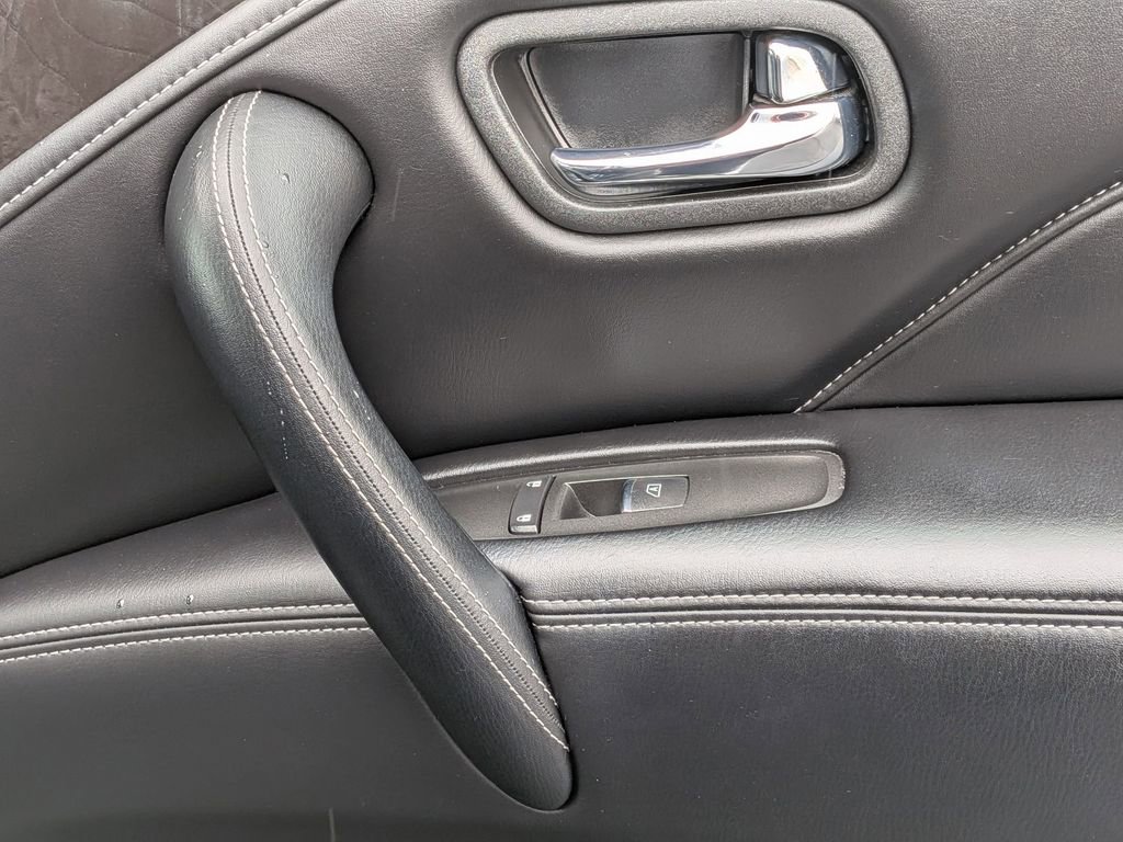 Used 2024 INFINITI QX80 Luxe image 35