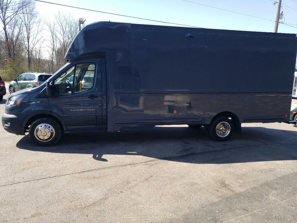 Used 2022 Ford Transit 350 DRW image 4