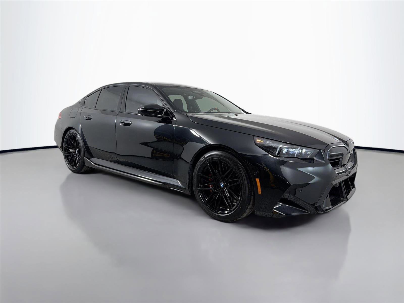 New 2026 BMW M5 w/ Executive Package AWD/4WD image 4