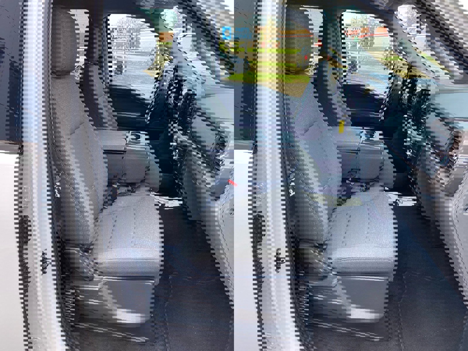 Used 2025 Ford F150 XLT w/ Equipment Group 301A Standard image 23