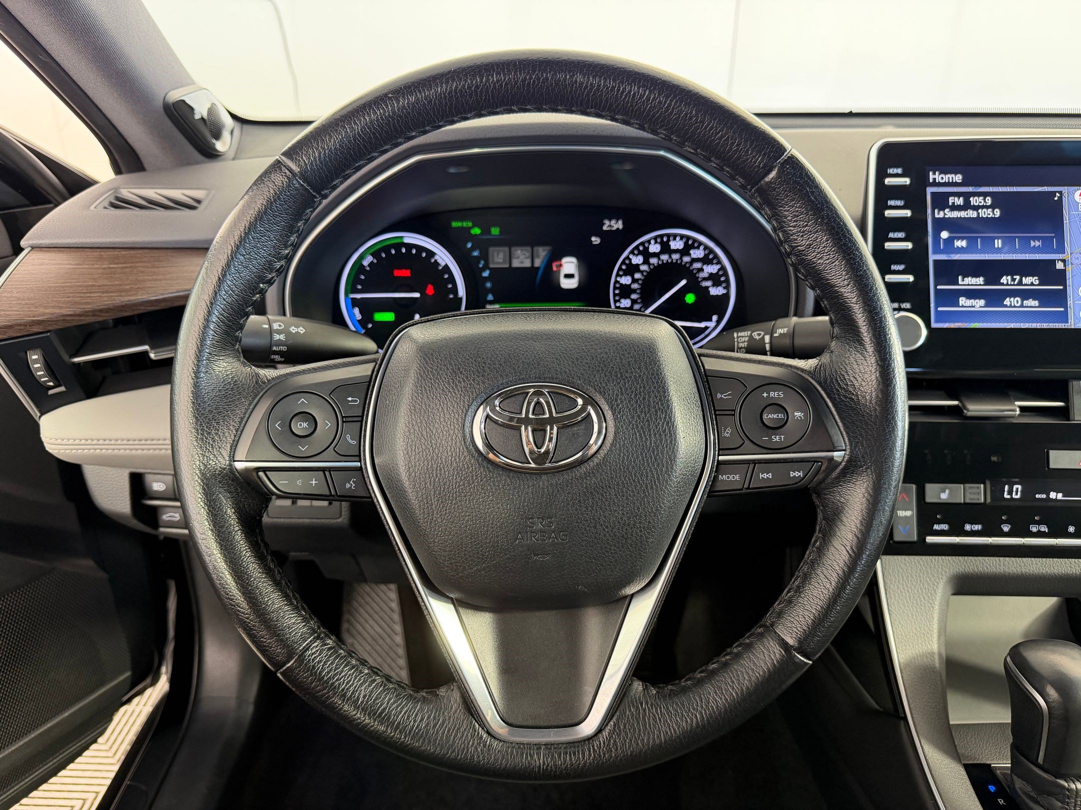 Used 2020 Toyota Avalon XLE w/ Moonroof Package FWD image 14