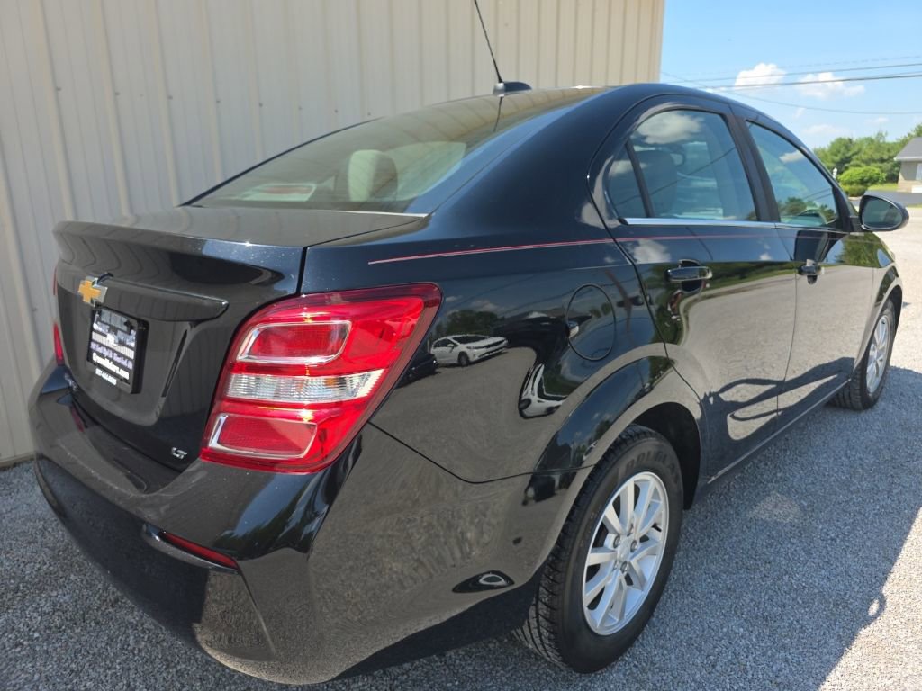 Used 2018 Chevrolet Sonic LT FWD image 5