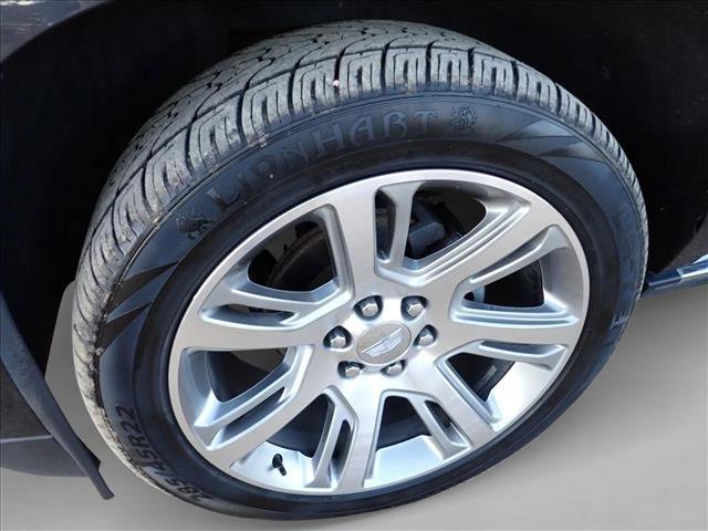 Used 2018 Cadillac Escalade Premium Luxury image 7