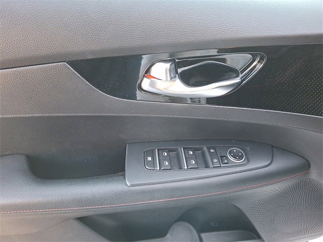 Certified 2021 Kia Forte GT image 12