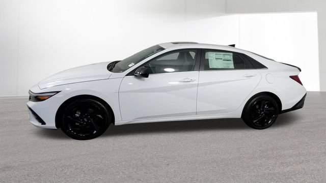 New 2026 Hyundai Elantra SEL Sport Premium FWD image 5