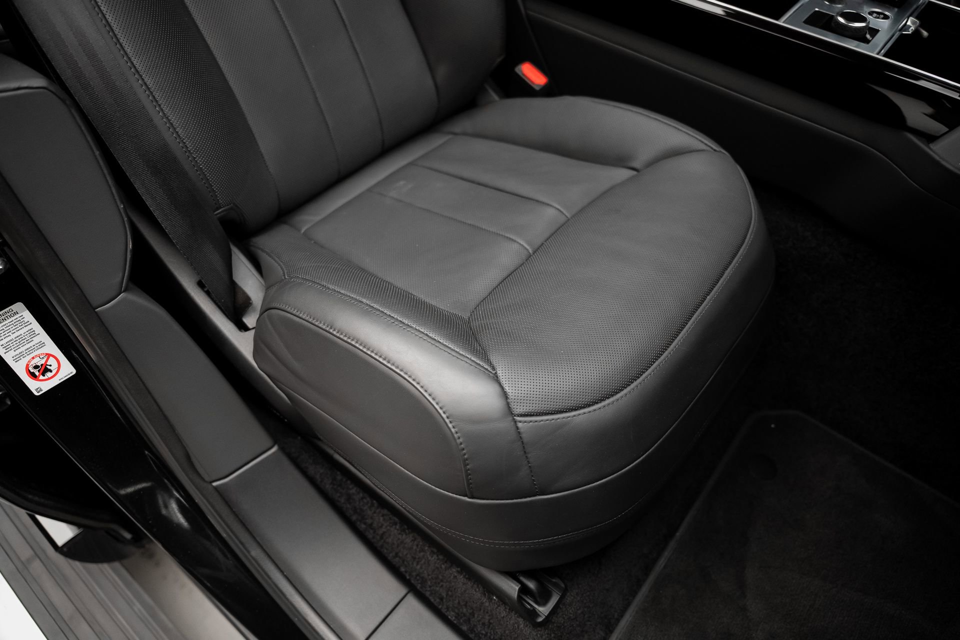 Used 2023 Land Rover Range Rover SE image 61