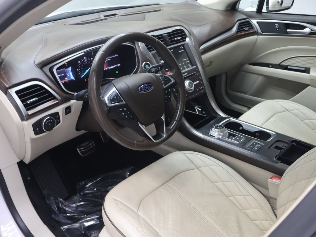 Used 2017 Ford Fusion Energi Platinum FWD image 17