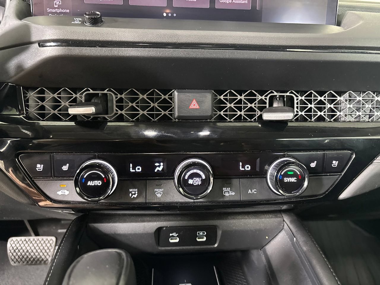 Used 2023 Honda Accord Touring image 17
