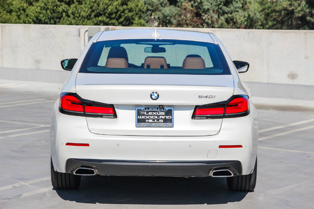 Used 2021 BMW 540i RWD image 5