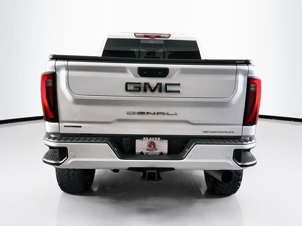 Used 2024 GMC Sierra 2500 Denali Ultimate AWD/4WD image 8